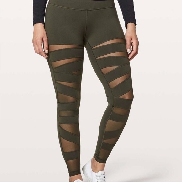 lululemon athletica Pants - Lululemon Wunder Under Pant Hi Rise Tech Mesh 28” Size 4 in Dark Olive